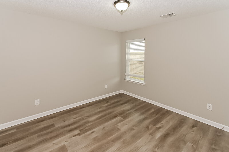 1,750/Mo, 5239 Blue Diamond St Memphis, TN 38109 Bedroom View 2