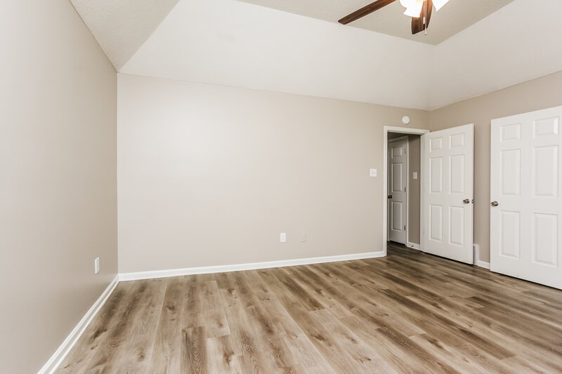 2,230/Mo, 4142 Hidden Fern Ln N Bartlett, TN 38135 Main Bedroom View 2