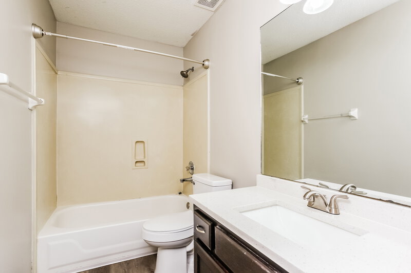 2,230/Mo, 4142 Hidden Fern Ln N Bartlett, TN 38135 Bathroom View
