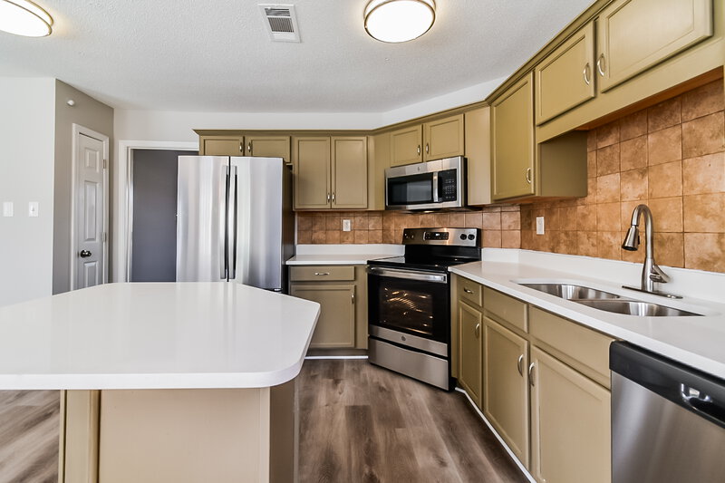 2,215/Mo, 4800 Ridge Walk Ln Memphis, TN 38125 Kitchen View