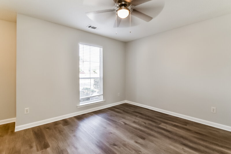 2,215/Mo, 4800 Ridge Walk Ln Memphis, TN 38125 Bedroom View 3
