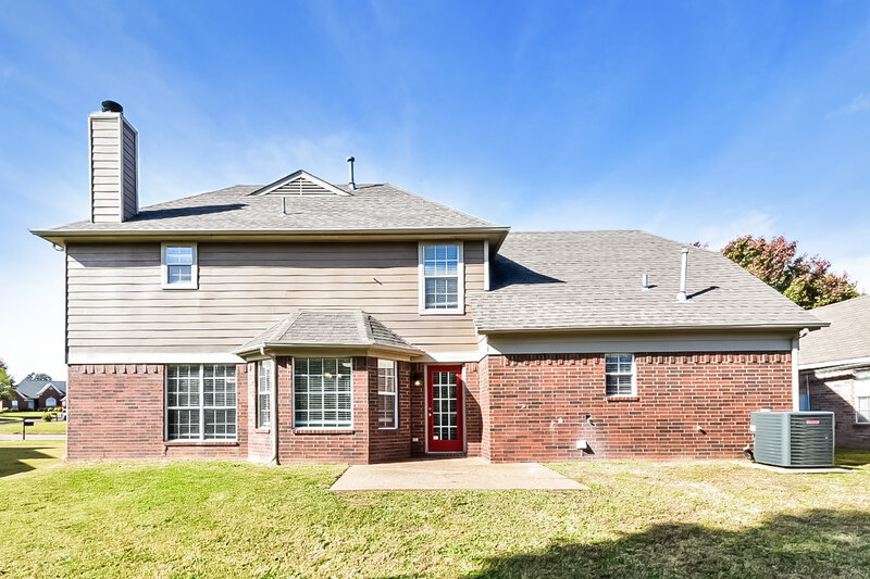 2,215/Mo, 4800 Ridge Walk Ln Memphis, TN 38125 Rear View