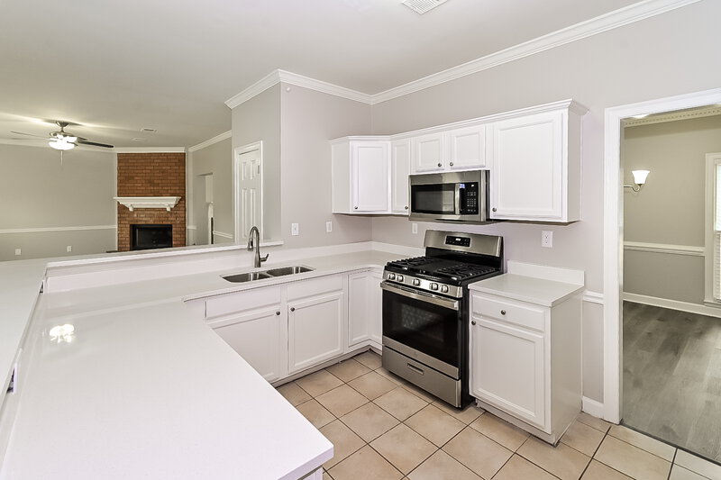 3,510/Mo, 1776 Lichfield Ct Cordova, TN 38016 Kitchen View