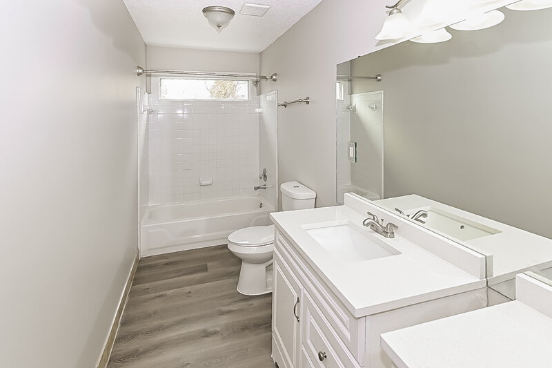 3,510/Mo, 1776 Lichfield Ct Cordova, TN 38016 Bathroom View