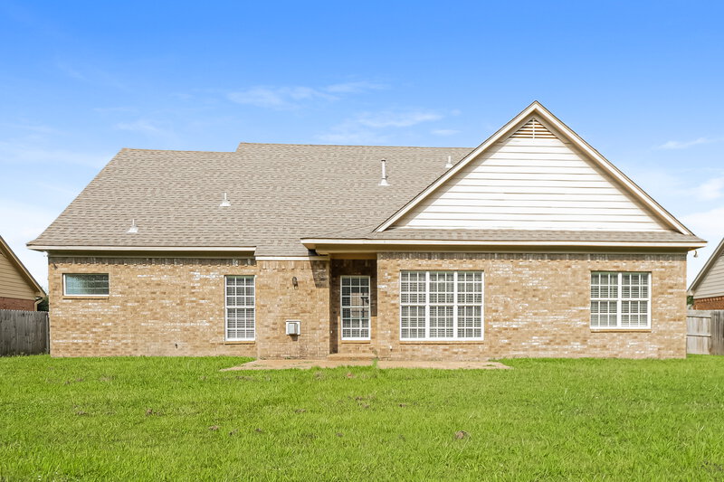 2,475/Mo, 6856 Cades Brook Dr Millington, TN 38053 Rear View