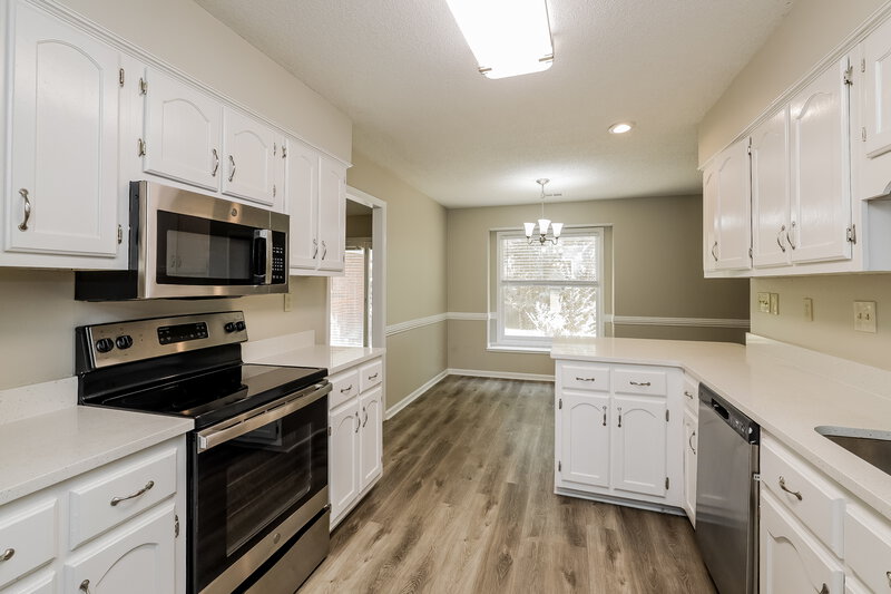 1,945/Mo, 488 Mysen Dr Cordova, TN 38018 Kitchen View