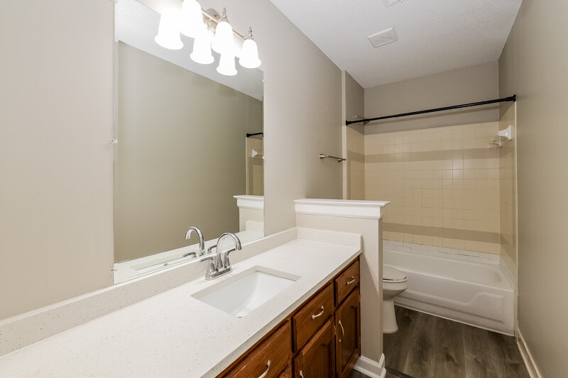 1,945/Mo, 488 Mysen Dr Cordova, TN 38018 Bathroom View
