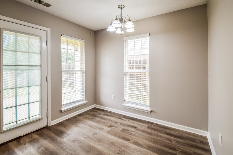 1,920/Mo, 5345 Kalian Cv Southaven, MS 38671 Dining Room View
