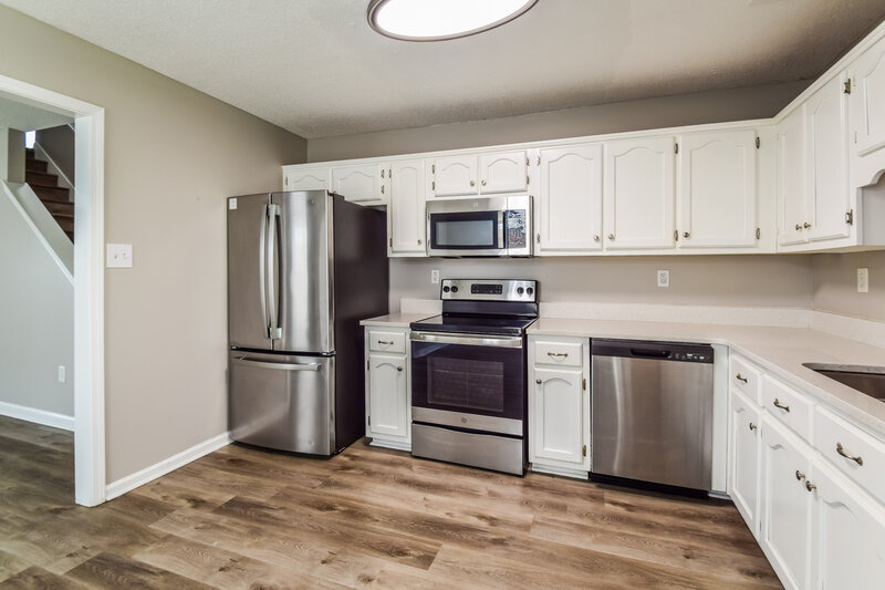 1,920/Mo, 5345 Kalian Cv Southaven, MS 38671 Kitchen View