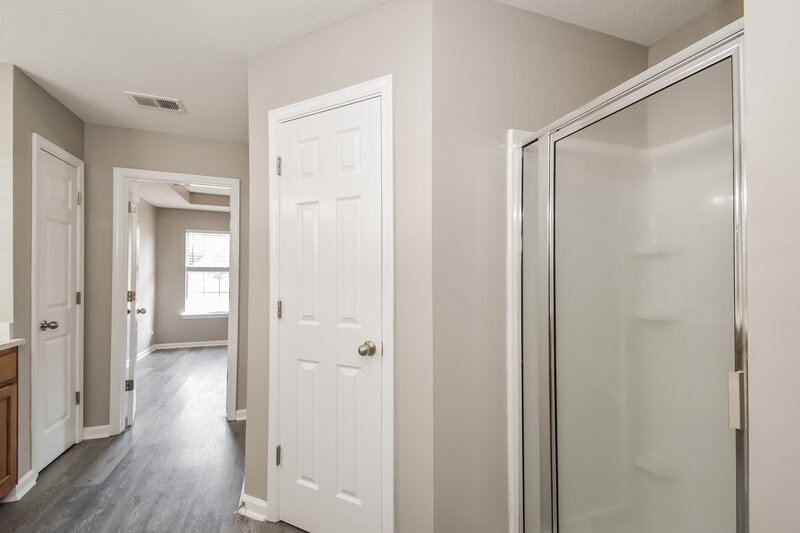 2,155/Mo, 5894 Keebler Drive Southaven, MS 38671 Main Bathroom View 2
