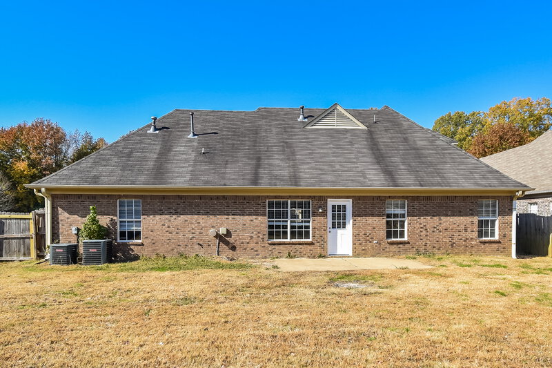 2,155/Mo, 5894 Keebler Drive Southaven, MS 38671 Rear View
