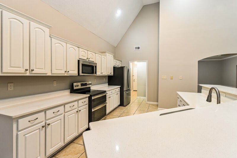 2,035/Mo, 8250 Morning Sun Cv Walls, MS 38680 Kitchen View