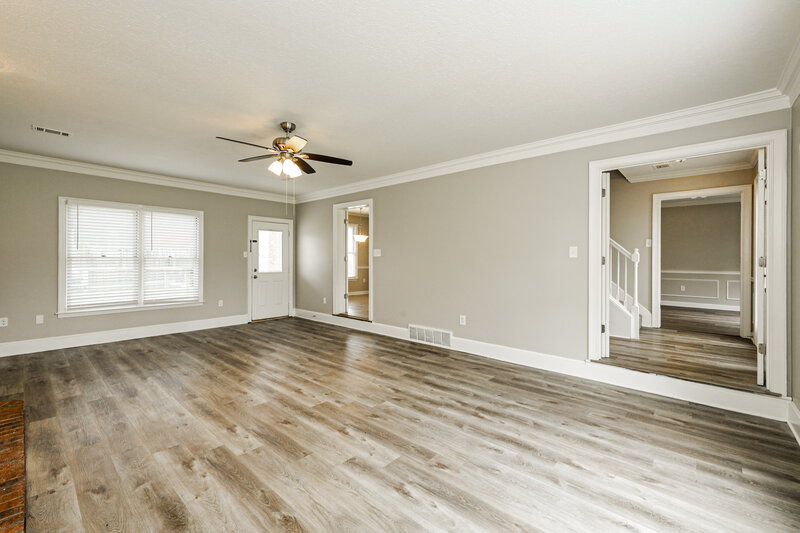 2,485/Mo, 7440 Richmond Rd Memphis, TN 38125 Living Room View