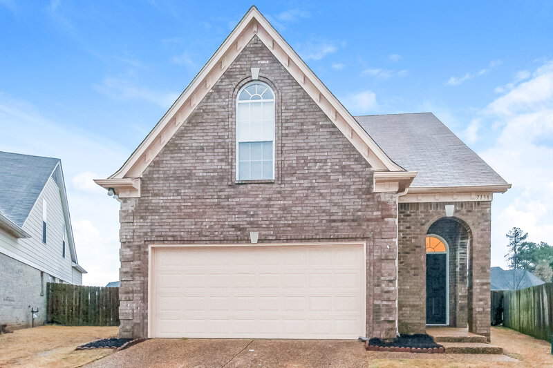 2,100/Mo, 7138 Queens Crown Ct Memphis, TN 38125 External View