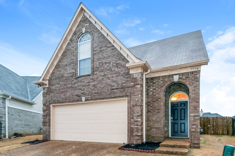 2,100/Mo, 7138 Queens Crown Ct Memphis, TN 38125 Front View