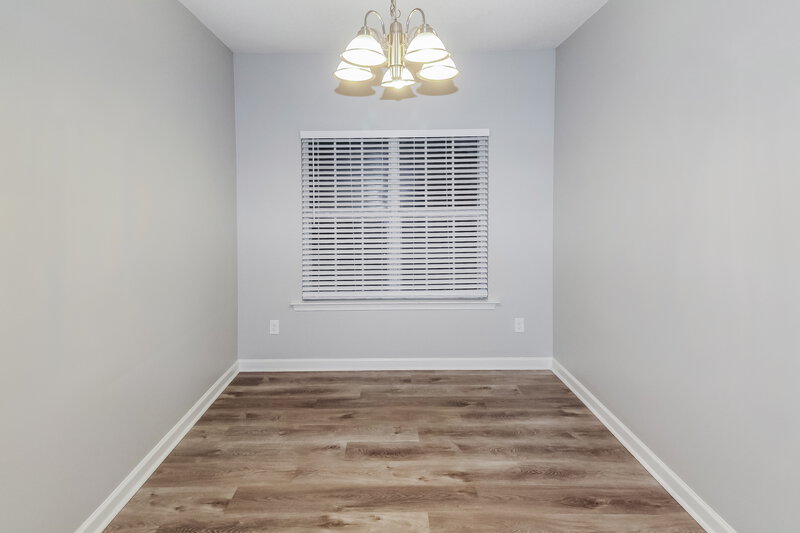 2,100/Mo, 7138 Queens Crown Ct Memphis, TN 38125 Front View 2