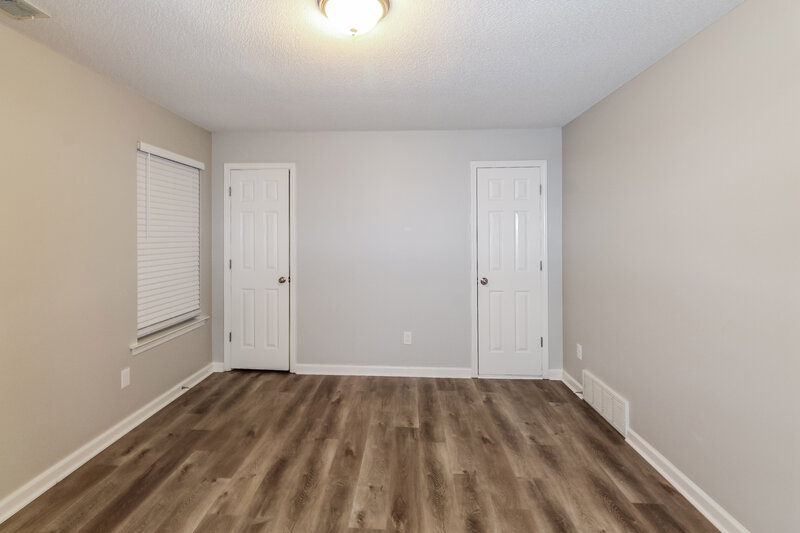 2,100/Mo, 7138 Queens Crown Ct Memphis, TN 38125 Bedroom View 2