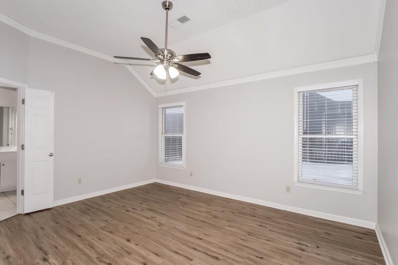 1,965/Mo, 1960 E Chimneyrock Blvd Cordova, TN 38016 Main Bedroom View 2