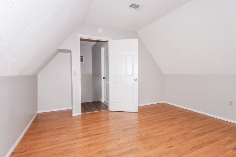 1,965/Mo, 1960 E Chimneyrock Blvd Cordova, TN 38016 Bedroom View 4