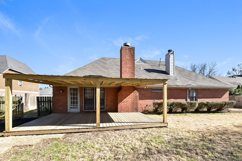 2,005/Mo, 2025 Westbriar Dr Cordova, TN 38016 Rear View