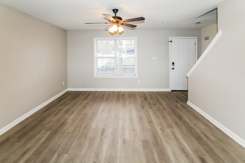 2,050/Mo, 4274 Bienville Rd Nesbit, MS 38651 Living Room View
