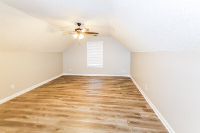 2,050/Mo, 4274 Bienville Rd Nesbit, MS 38651 Main Bedroom View