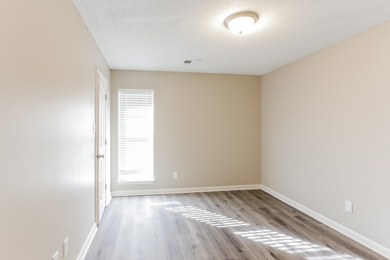 1,610/Mo, 7337 Thistledown Cv Southaven, MS 38671 Bedroom View