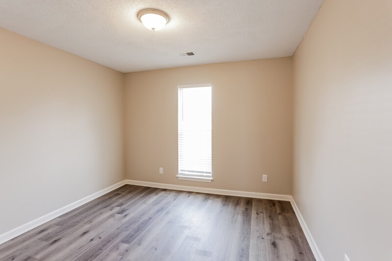 1,610/Mo, 7337 Thistledown Cv Southaven, MS 38671 Bedroom View 3
