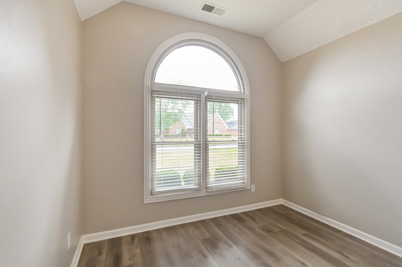 2,200/Mo, 4463 Whispering Bend Dr Memphis, TN 38125 Bedroom View 3