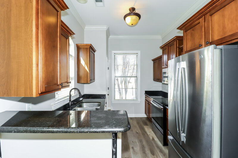 2,015/Mo, 6857 Lagrange Pines Rd Cordova, TN 38018 Kitchen View