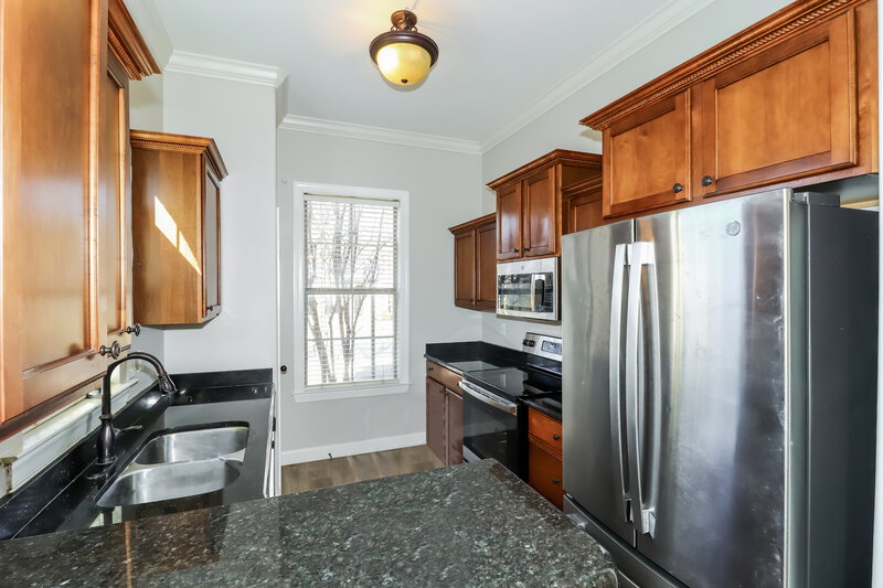 2,015/Mo, 6857 Lagrange Pines Rd Cordova, TN 38018 Kitchen View 2