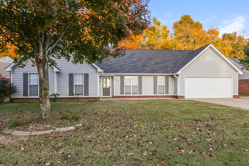 2,115/Mo, 7632 Woodshire Dr Horn Lake, MS 38637 Front View
