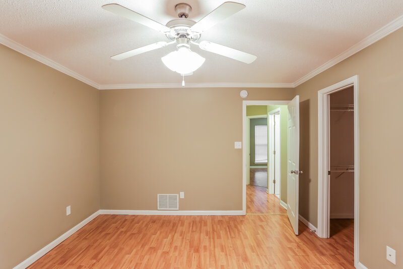 2,115/Mo, 7632 Woodshire Dr Horn Lake, MS 38637 Main Bedroom View