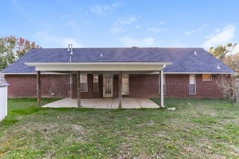2,115/Mo, 7632 Woodshire Dr Horn Lake, MS 38637 Rear View