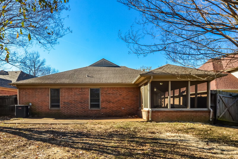1,870/Mo, 1506 Appling Wood Cv S Cordova, TN 38016 Rear View
