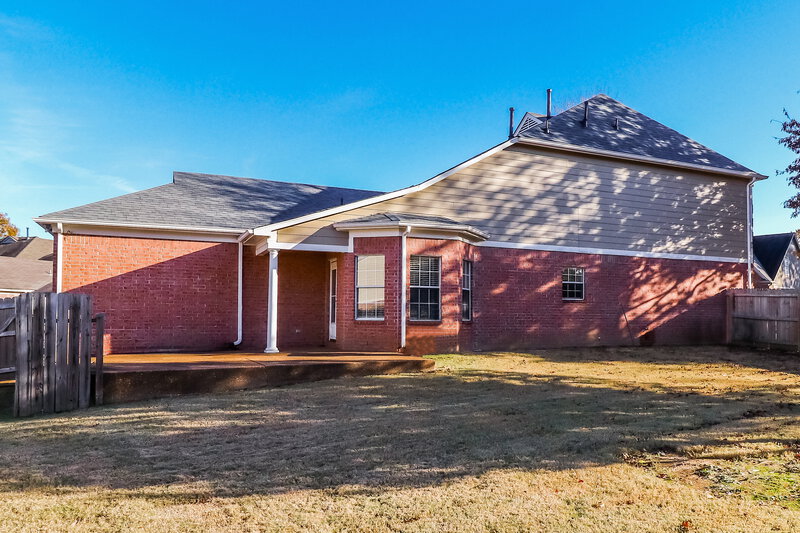2,235/Mo, 8662 Rogers Park Ave Cordova, TN 38016 Rear View