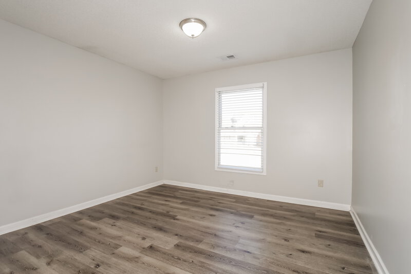 2,175/Mo, 1981 Dartford Cove Cordova, TN 38016 Bedroom View 2