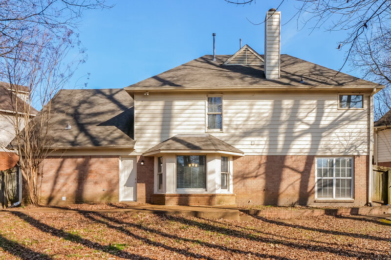 2,175/Mo, 1981 Dartford Cove Cordova, TN 38016 Rear View