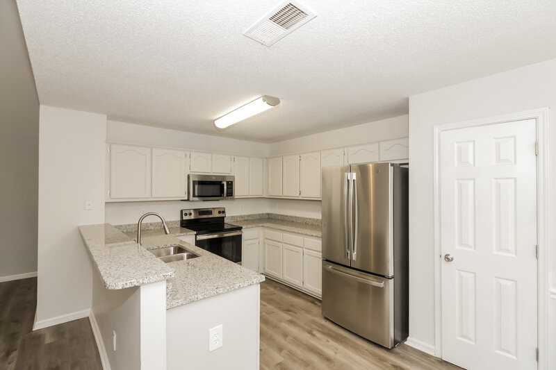 1,700/Mo, 5442 Fernglen St Memphis, TN 38141 Kitchen View