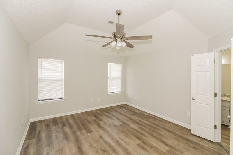 1,700/Mo, 5442 Fernglen St Memphis, TN 38141 Main Bedroom View