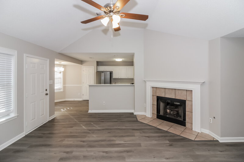 1,675/Mo, 7173 Amberly Way Dr Cordova, TN 38018 Living Room View 2