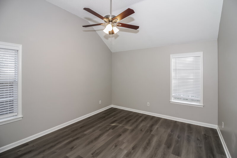 1,675/Mo, 7173 Amberly Way Dr Cordova, TN 38018 Main Bedroom View