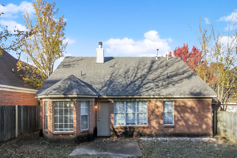 1,675/Mo, 7173 Amberly Way Dr Cordova, TN 38018 Rear View