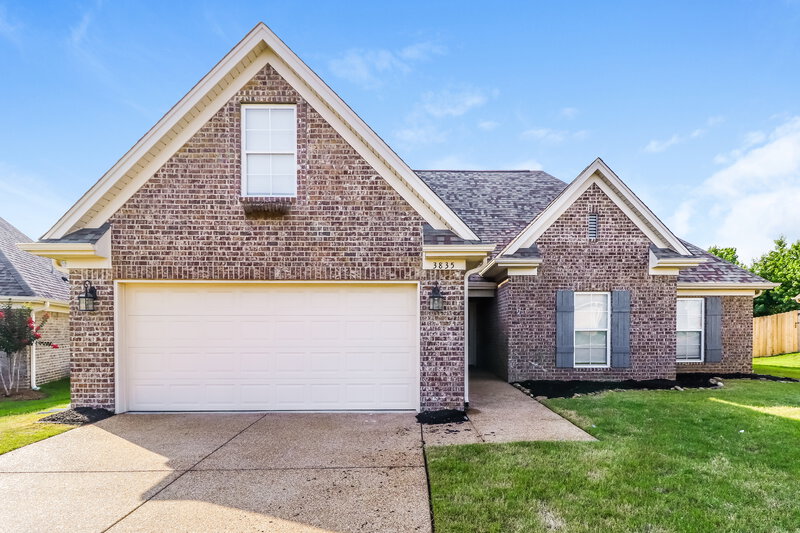 2,195/Mo, 3835 Dawnwood Cir W Southaven, MS 38672 External View