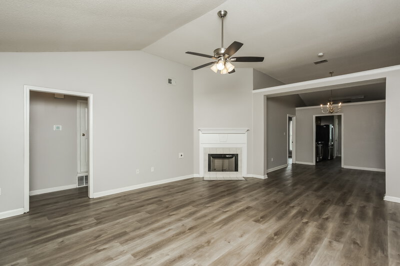 1,570/Mo, 923 Remington Cv Southaven, MS 38671 Living Room View 2