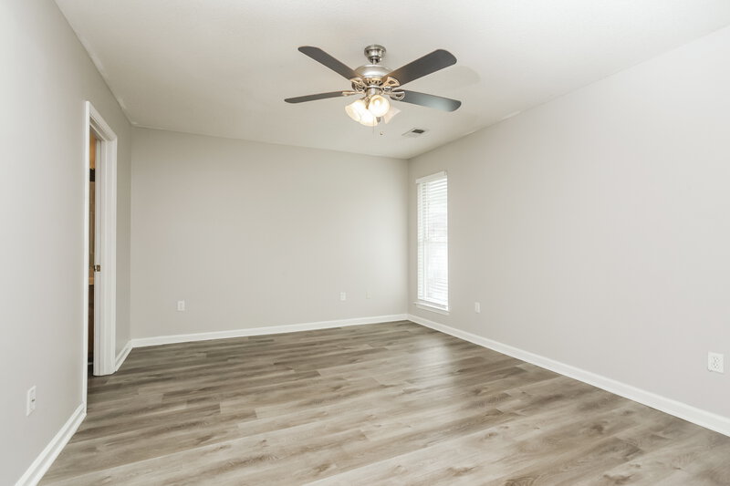 1,570/Mo, 923 Remington Cv Southaven, MS 38671 Main Bedroom View