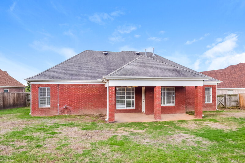 2,270/Mo, 52 Forked Creek Pkwy Hernando, MS 38632 Rear View