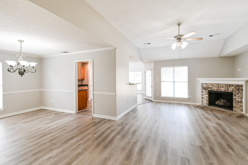 2,400/Mo, 4091 Becky Sue Trl Olive Branch, MS 38654 Living Room View 3