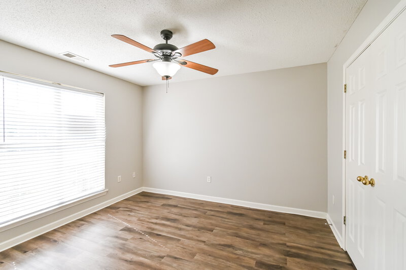 2,400/Mo, 4091 Becky Sue Trl Olive Branch, MS 38654 Bedroom View 2