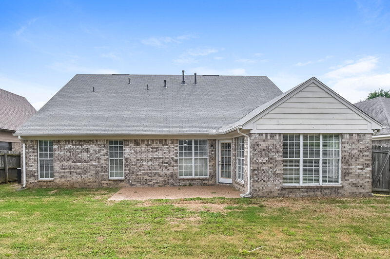 2,400/Mo, 4091 Becky Sue Trl Olive Branch, MS 38654 Rear View
